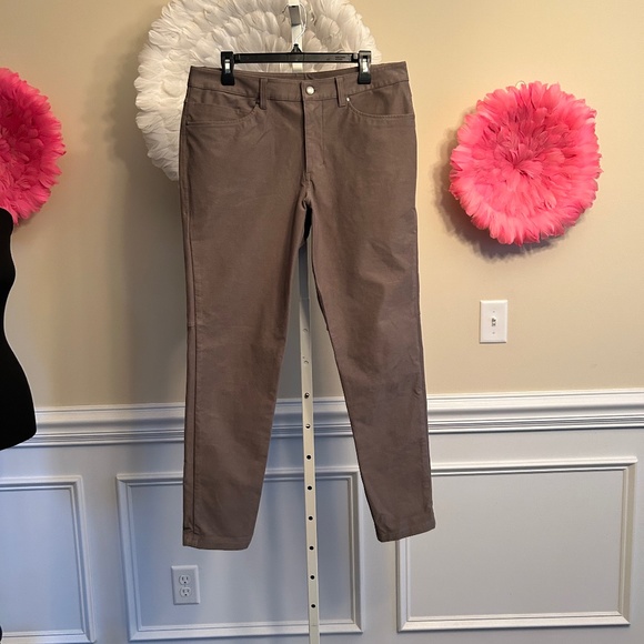Men's Lululemon ABC 5 Pocket  Size 34 - Picture 1 of 7